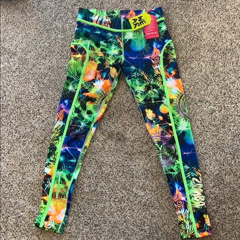 Zumba Rock Out Piped Ankle Leggings  Size M